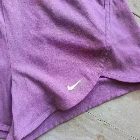 NWT Nike Girls Shorts Dri Fit Loose Fit High Waisted Woven Training Purple Large - Picture 5 of 5